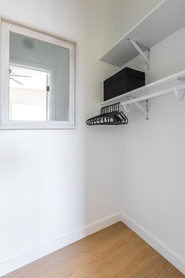 Cozy Sunny Brand-New Apt 1 Block From The Beach ลองบีช ภายนอก รูปภาพ