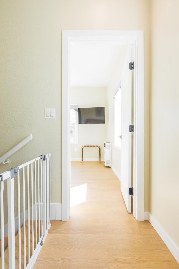 Cozy Sunny Brand-New Apt 1 Block From The Beach ลองบีช ภายนอก รูปภาพ