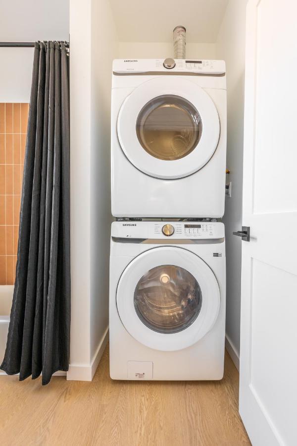 Cozy Sunny Brand-New Apt 1 Block From The Beach ลองบีช ภายนอก รูปภาพ