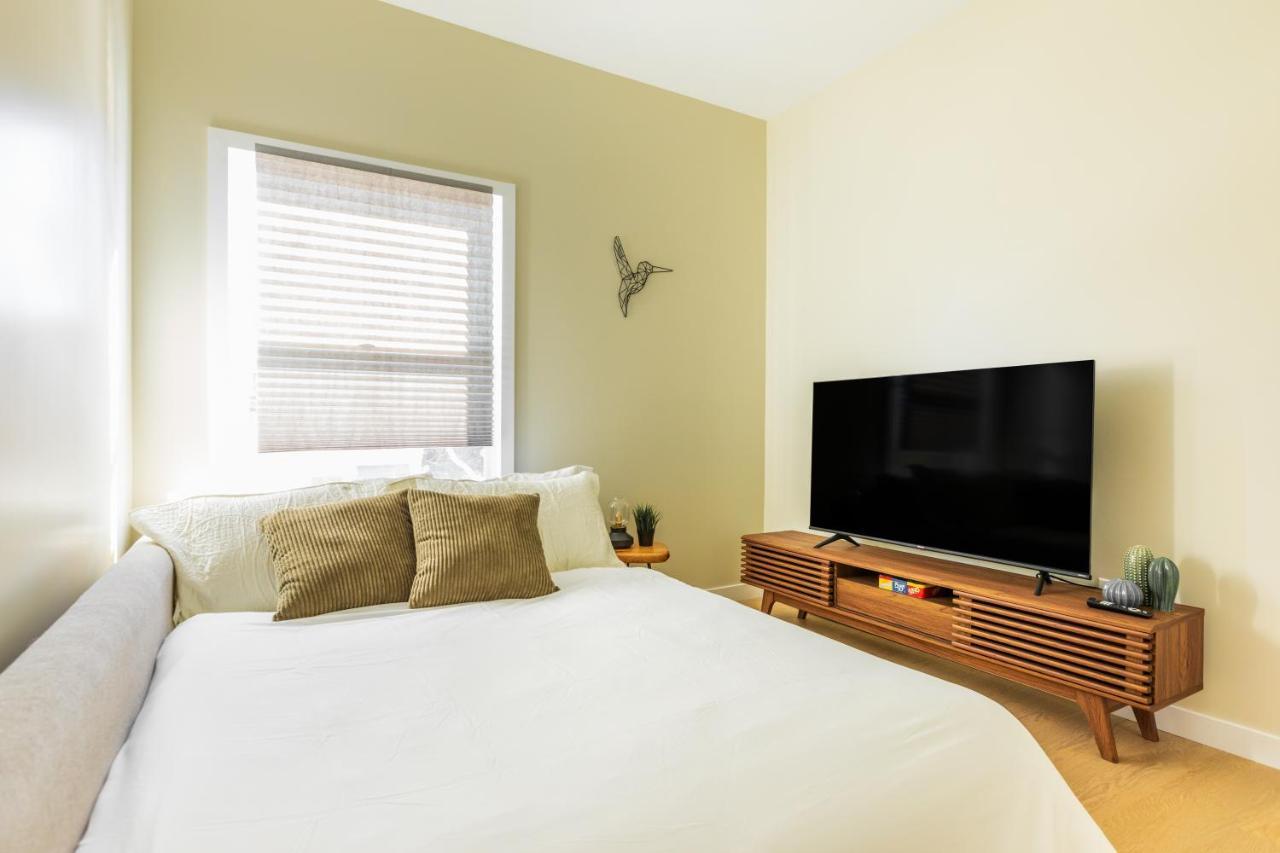 Cozy Sunny Brand-New Apt 1 Block From The Beach ลองบีช ภายนอก รูปภาพ